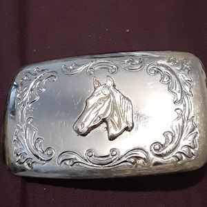 GOLD HORSE HEAD  BUCKLE GOOD CONDITION